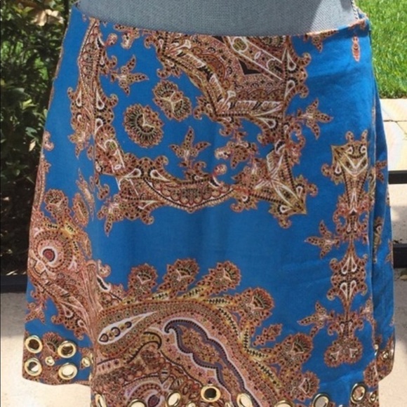 Marciano by Guess size 10 blue paisley print mini with gold grommets - Picture 4 of 5